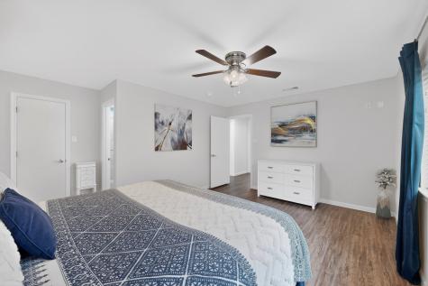 1915 Glenrose Lane Carrollton TX 75007