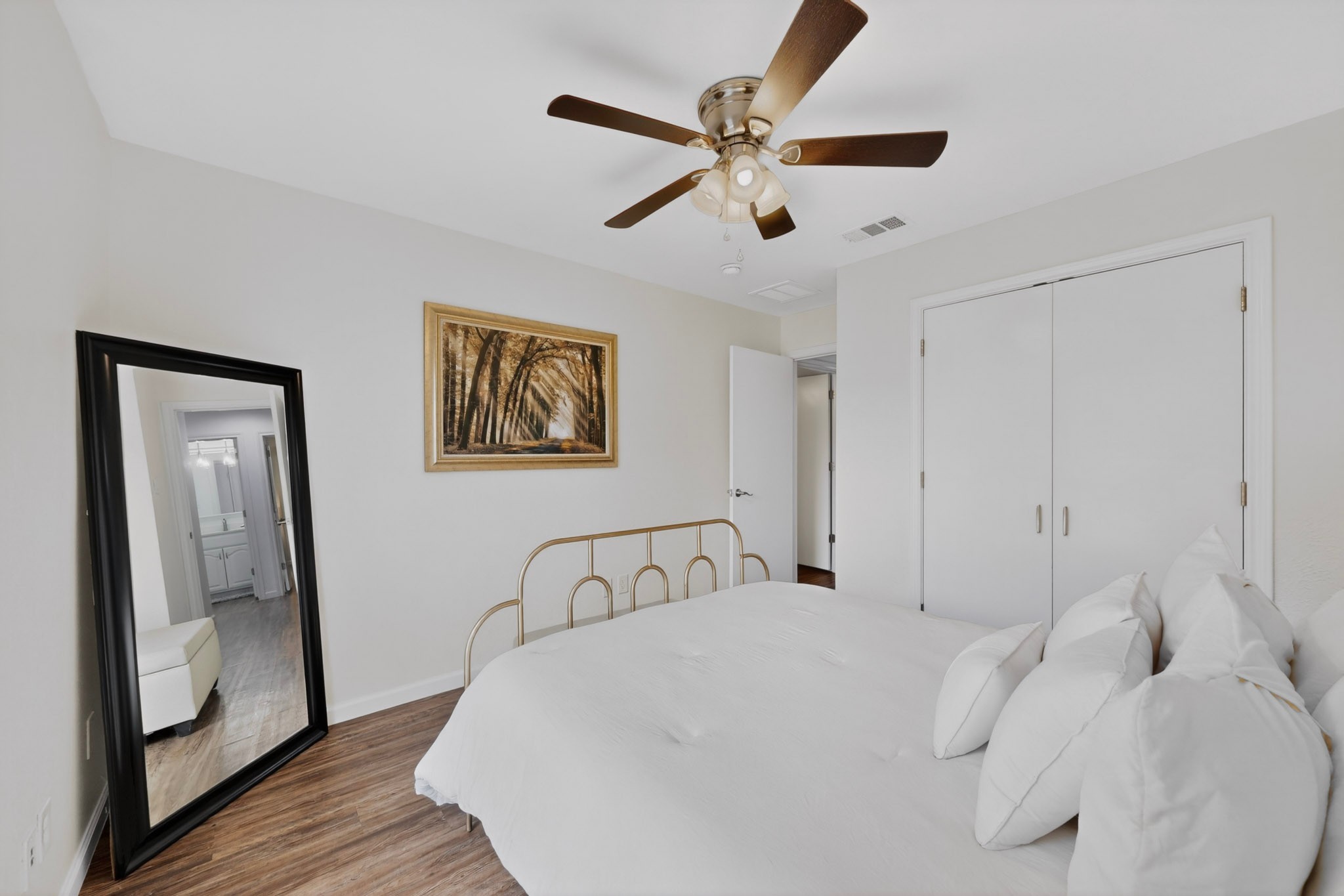 1915 Glenrose Lane Carrollton TX 75007