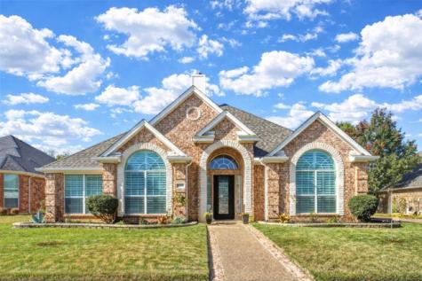 6908 Winthorp Drive Arlington TX 76001