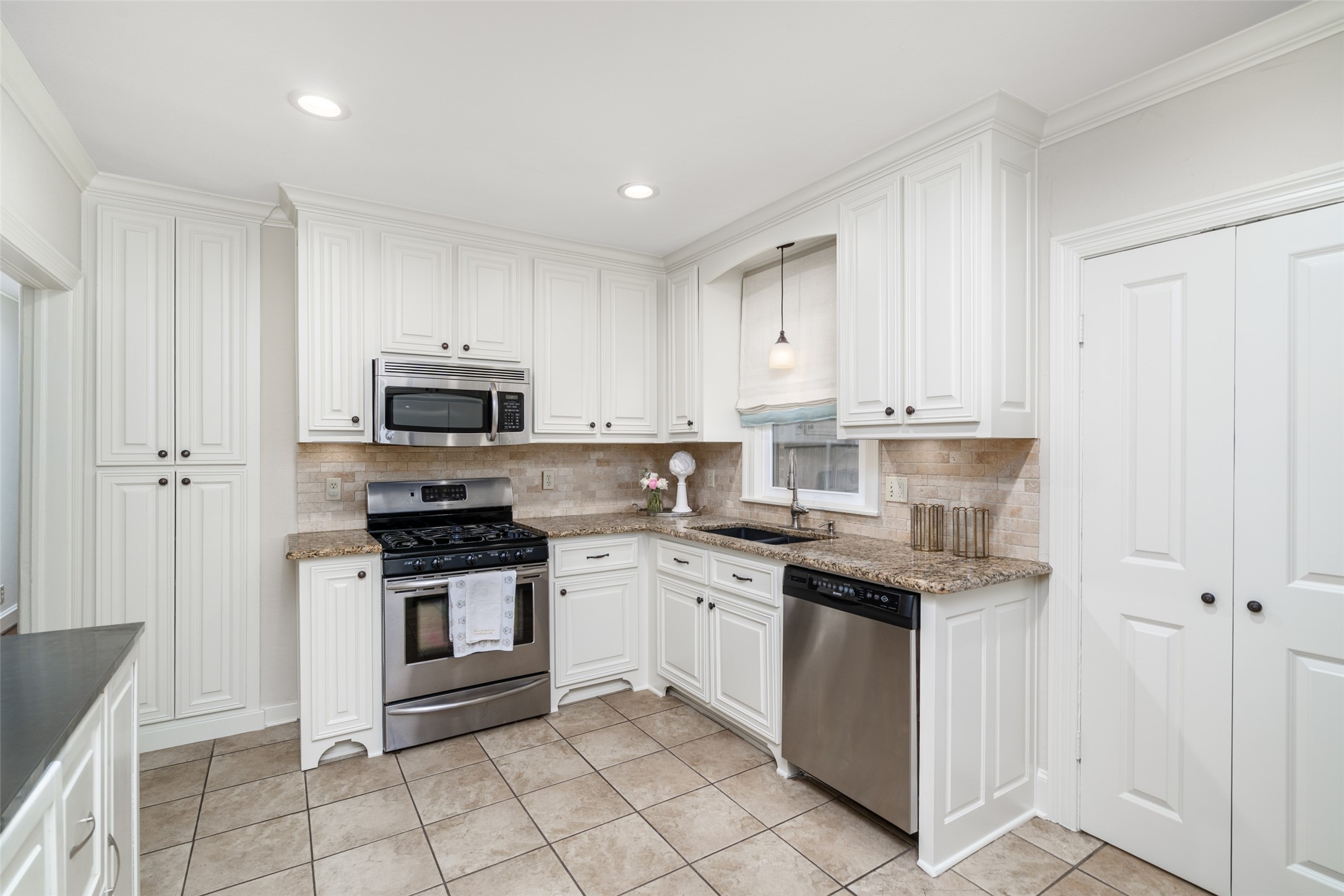 431 Monte Vista Drive Dallas TX 75223