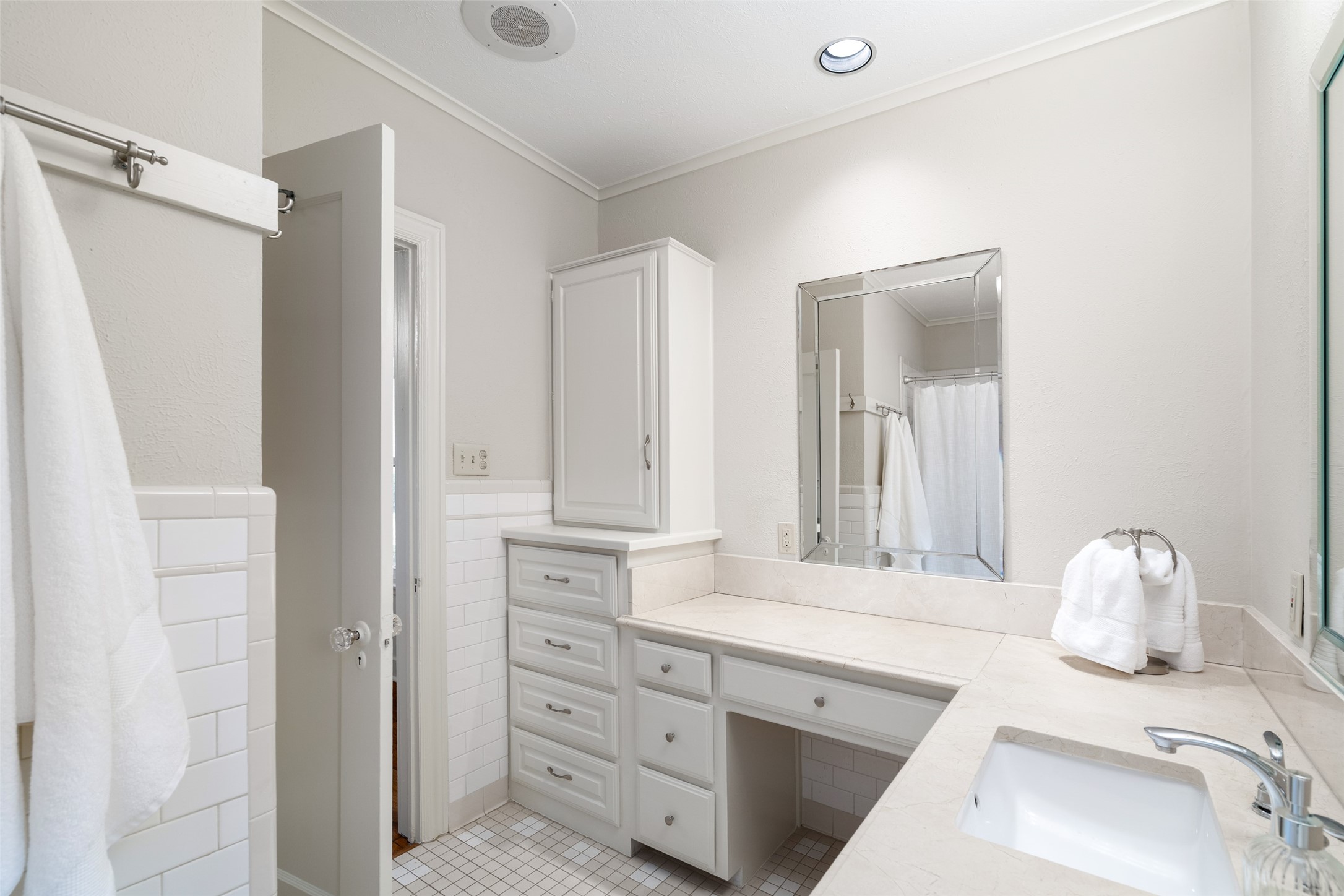 431 Monte Vista Drive Dallas TX 75223