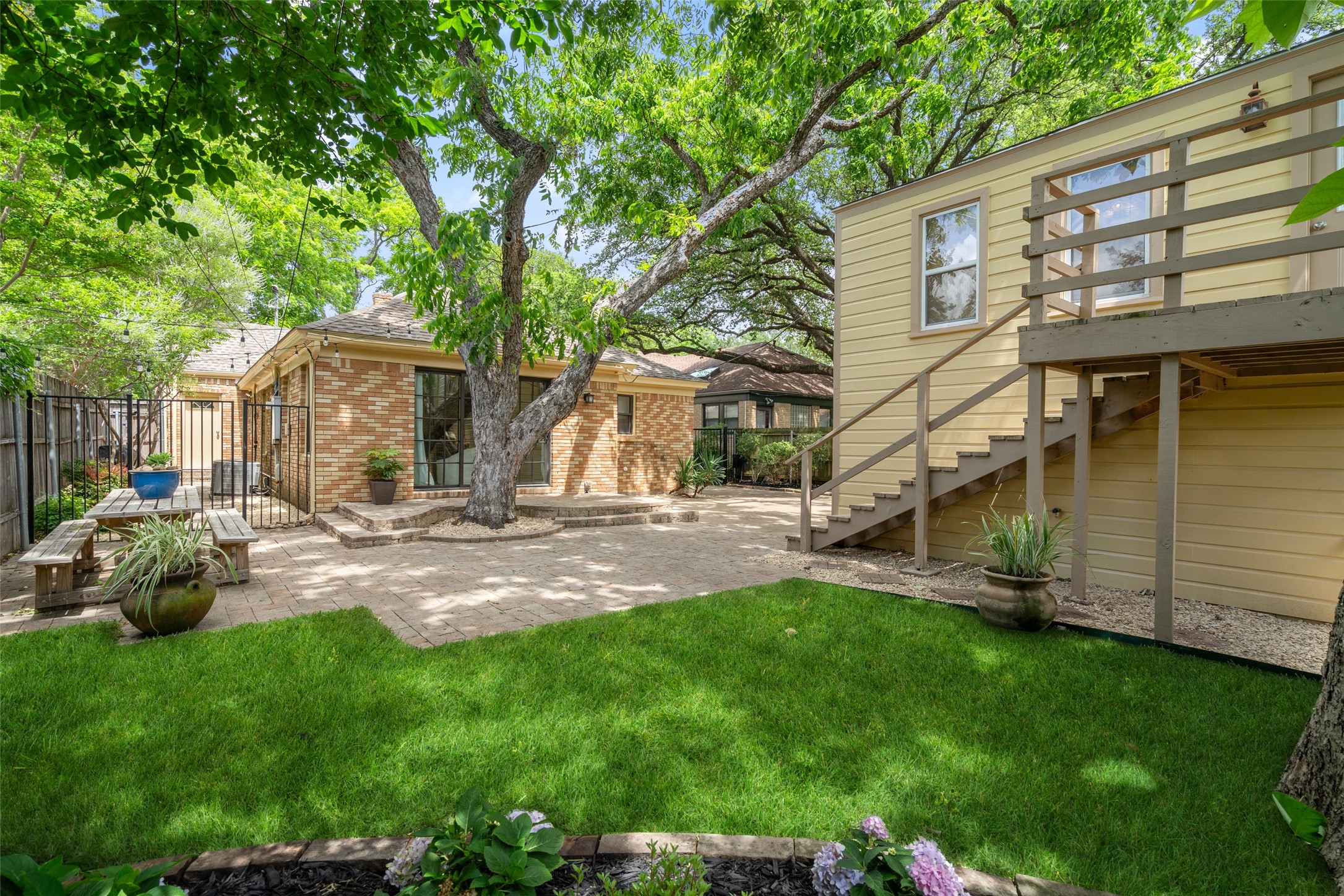 431 Monte Vista Drive Dallas TX 75223