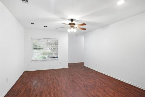 2222 Woodoak Drive Irving TX 75060