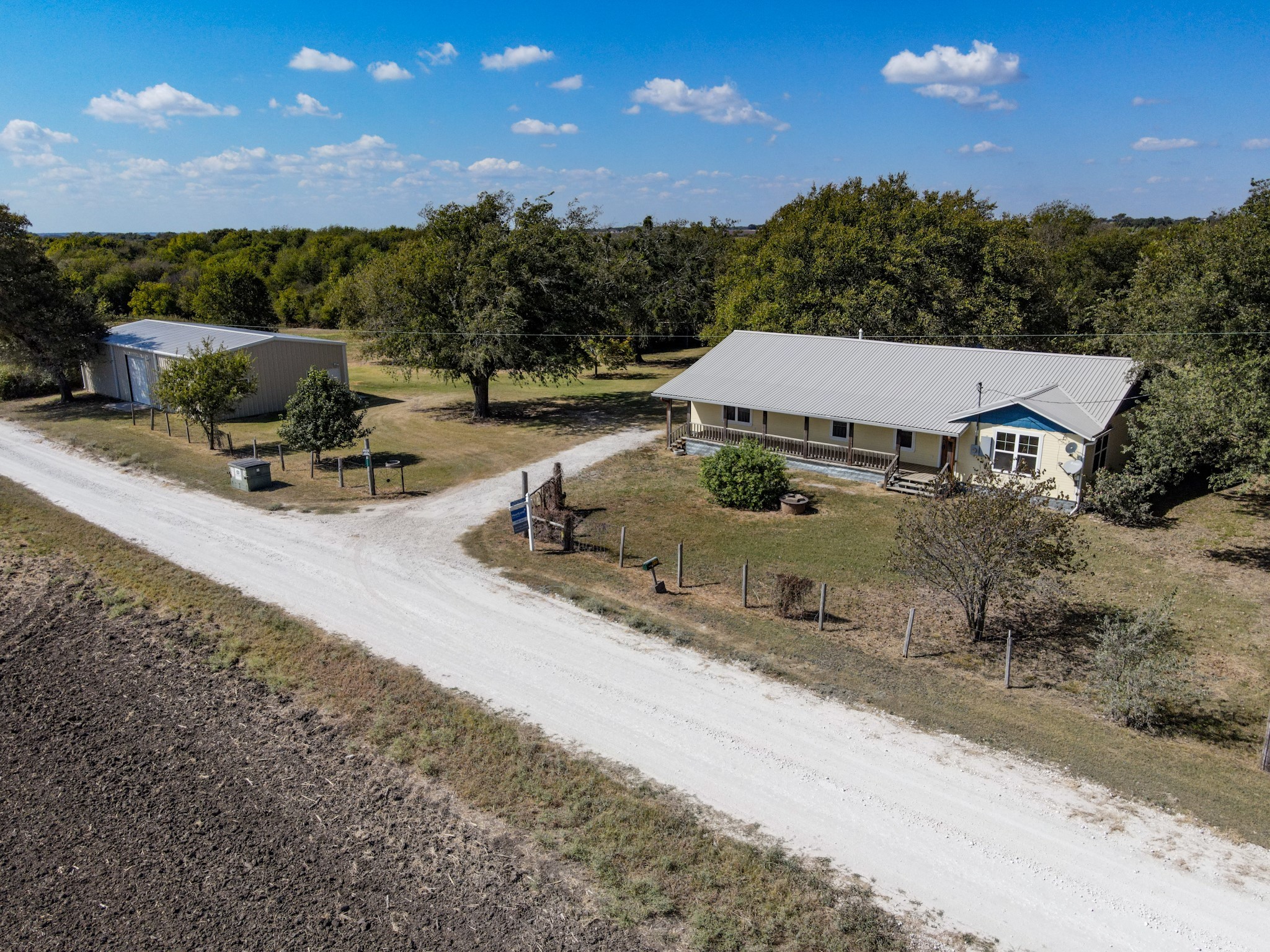 322 Hcr 2320 Abbott TX 76621