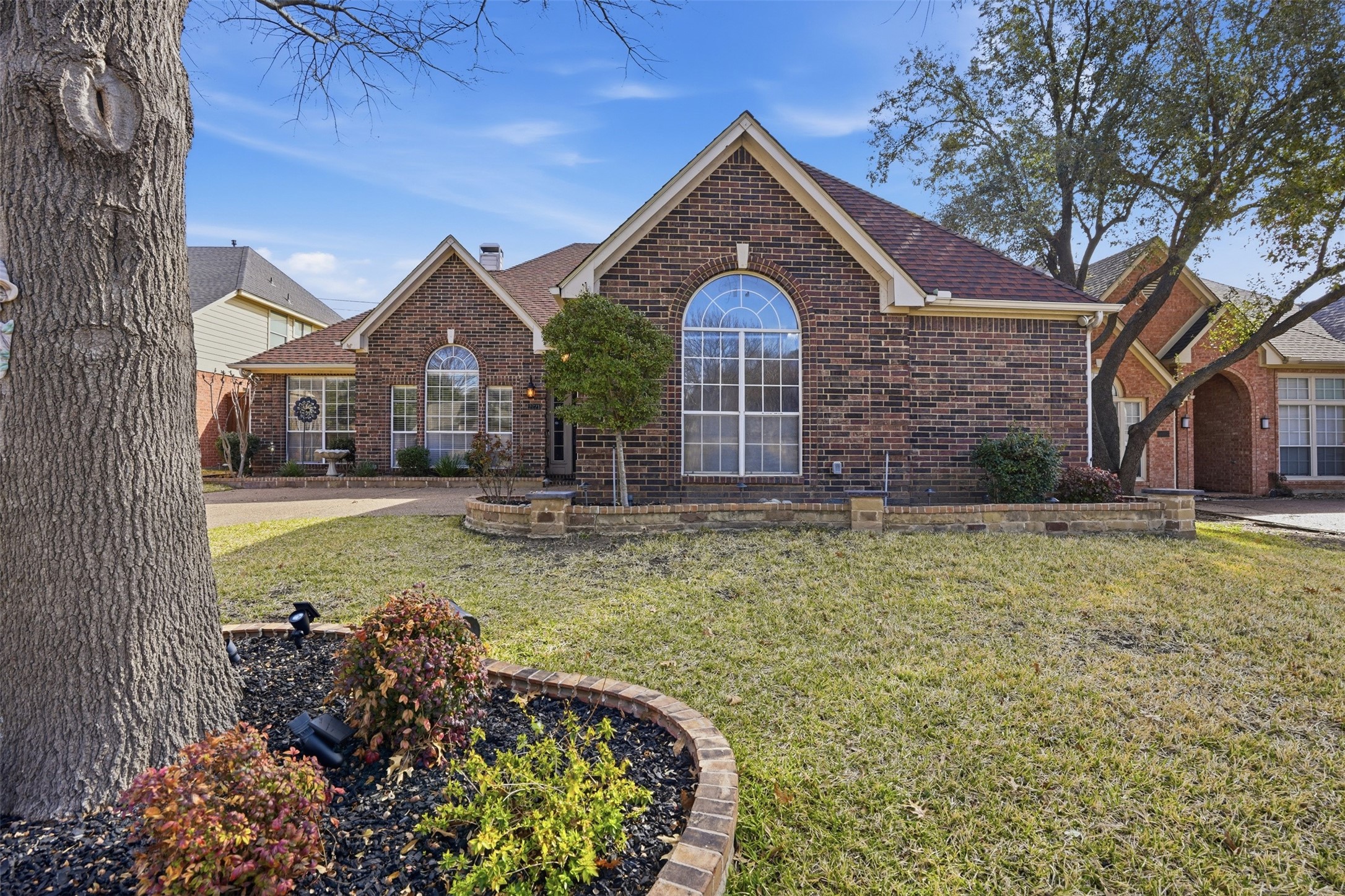 2221 Templeton Drive Arlington TX 76006