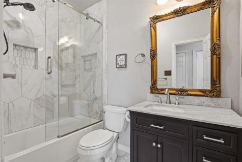 2221 Templeton Drive Arlington TX 76006