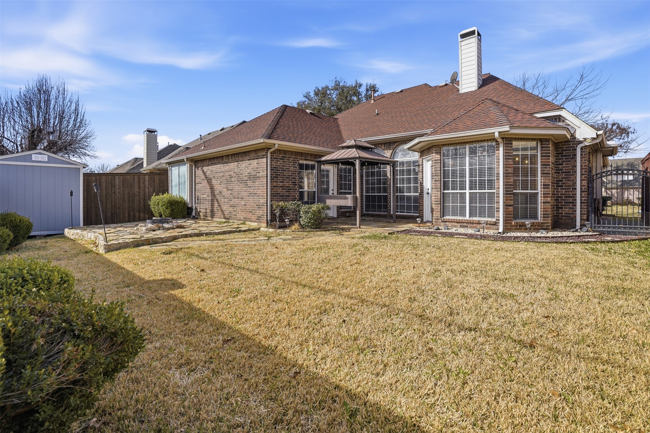 2221 Templeton Drive Arlington TX 76006