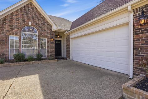 2221 Templeton Drive Arlington TX 76006