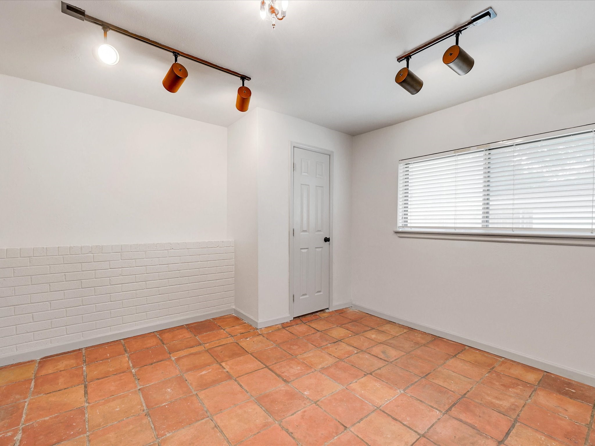 10039 Shadyview Drive Dallas TX 75238