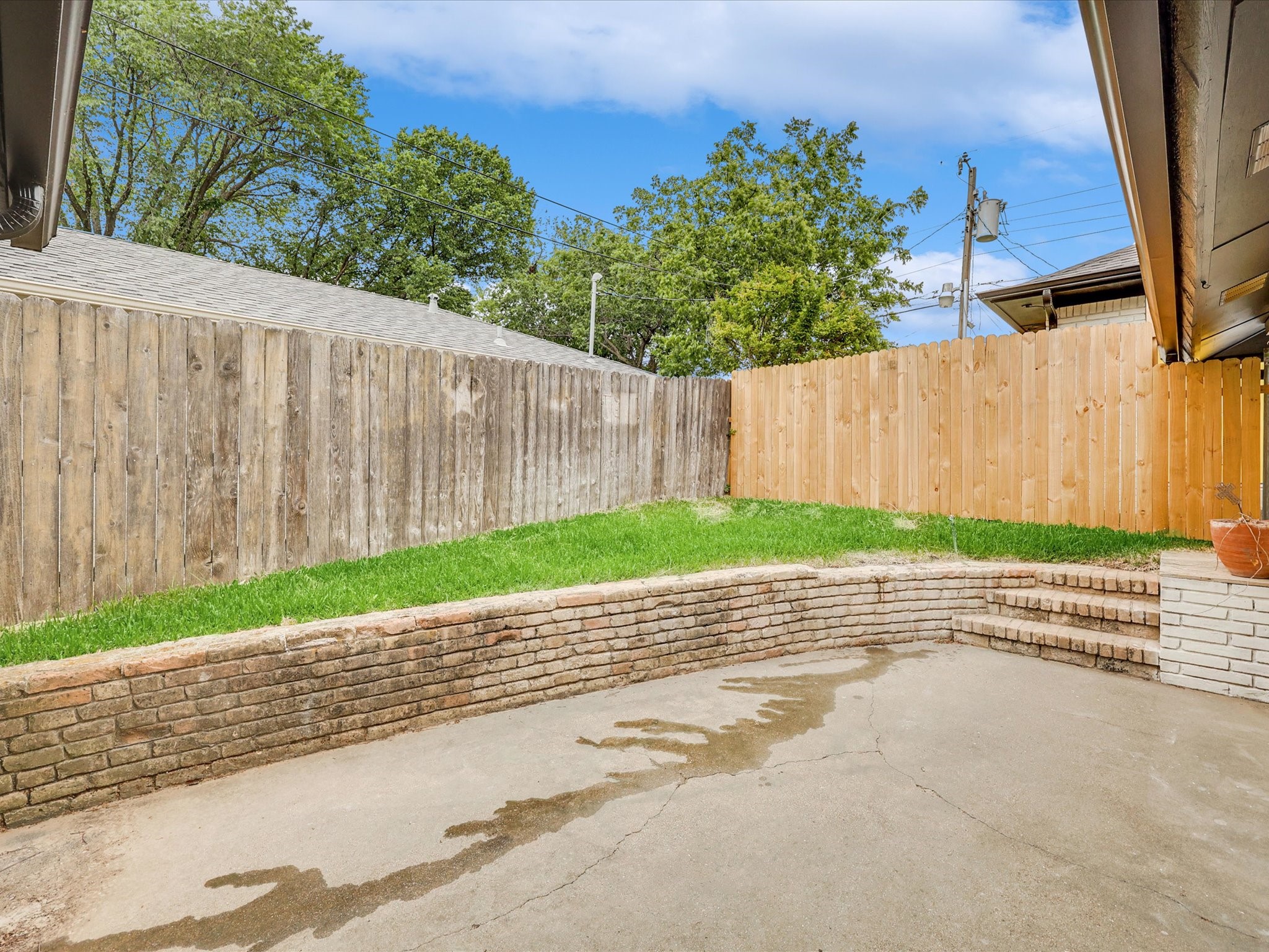 10039 Shadyview Drive Dallas TX 75238