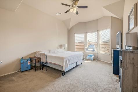 409 Crown Oaks Drive Fort Worth TX 76131