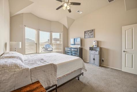 409 Crown Oaks Drive Fort Worth TX 76131