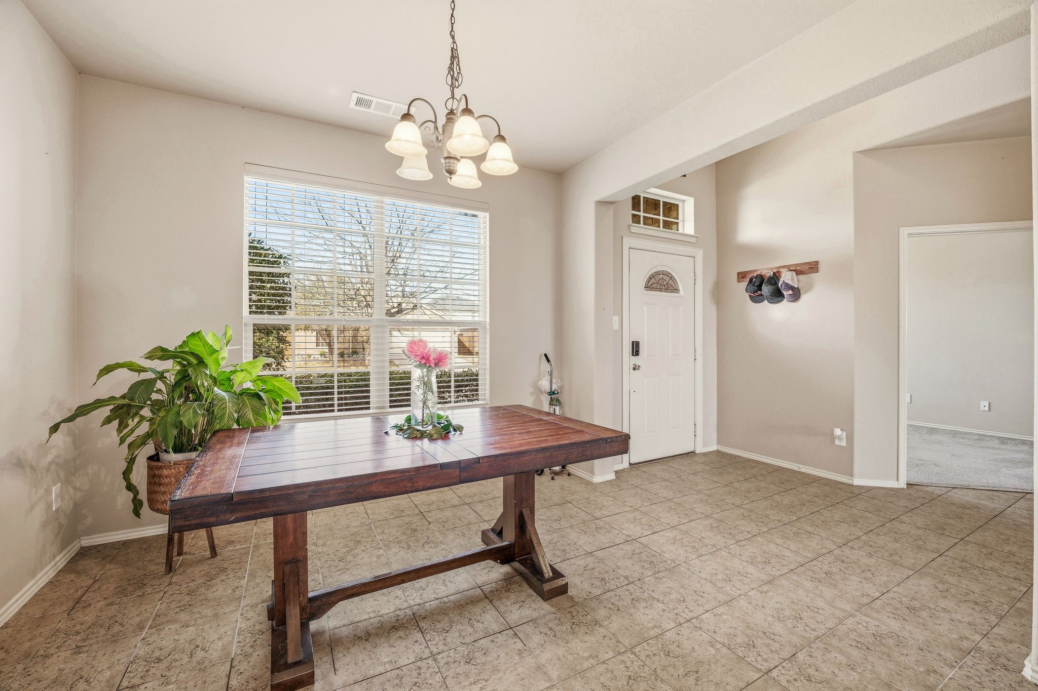 409 Crown Oaks Drive Fort Worth TX 76131