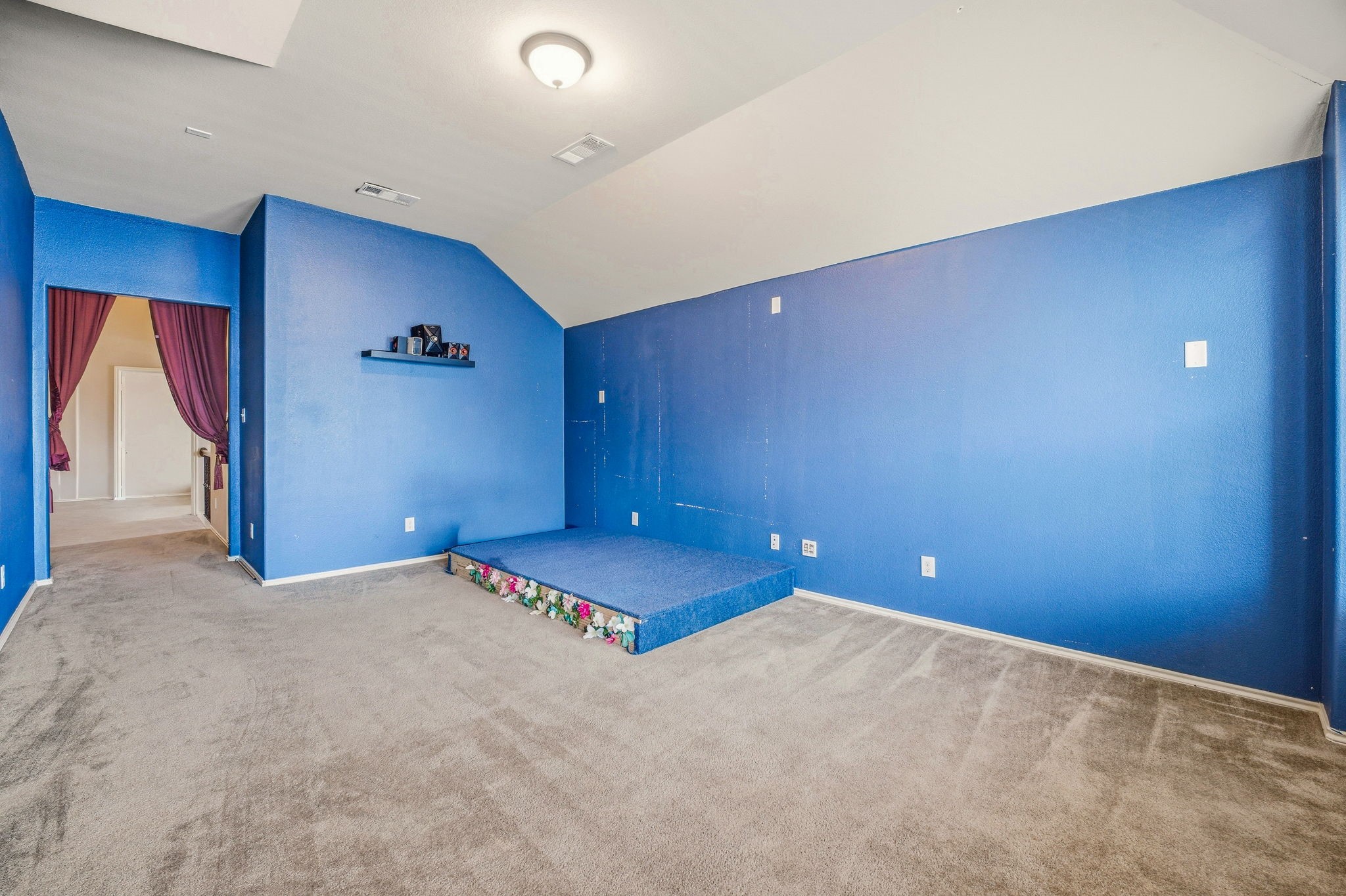 409 Crown Oaks Drive Fort Worth TX 76131