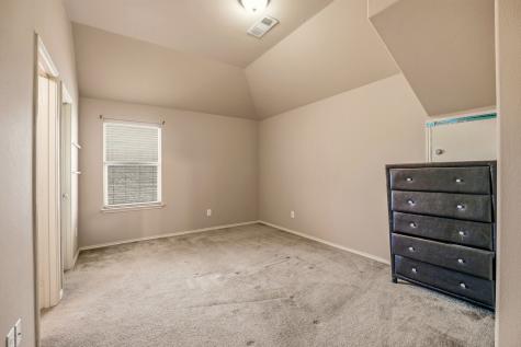 409 Crown Oaks Drive Fort Worth TX 76131