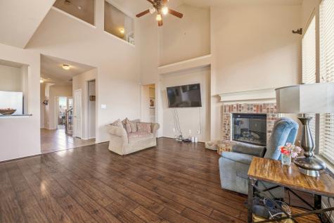 409 Crown Oaks Drive Fort Worth TX 76131
