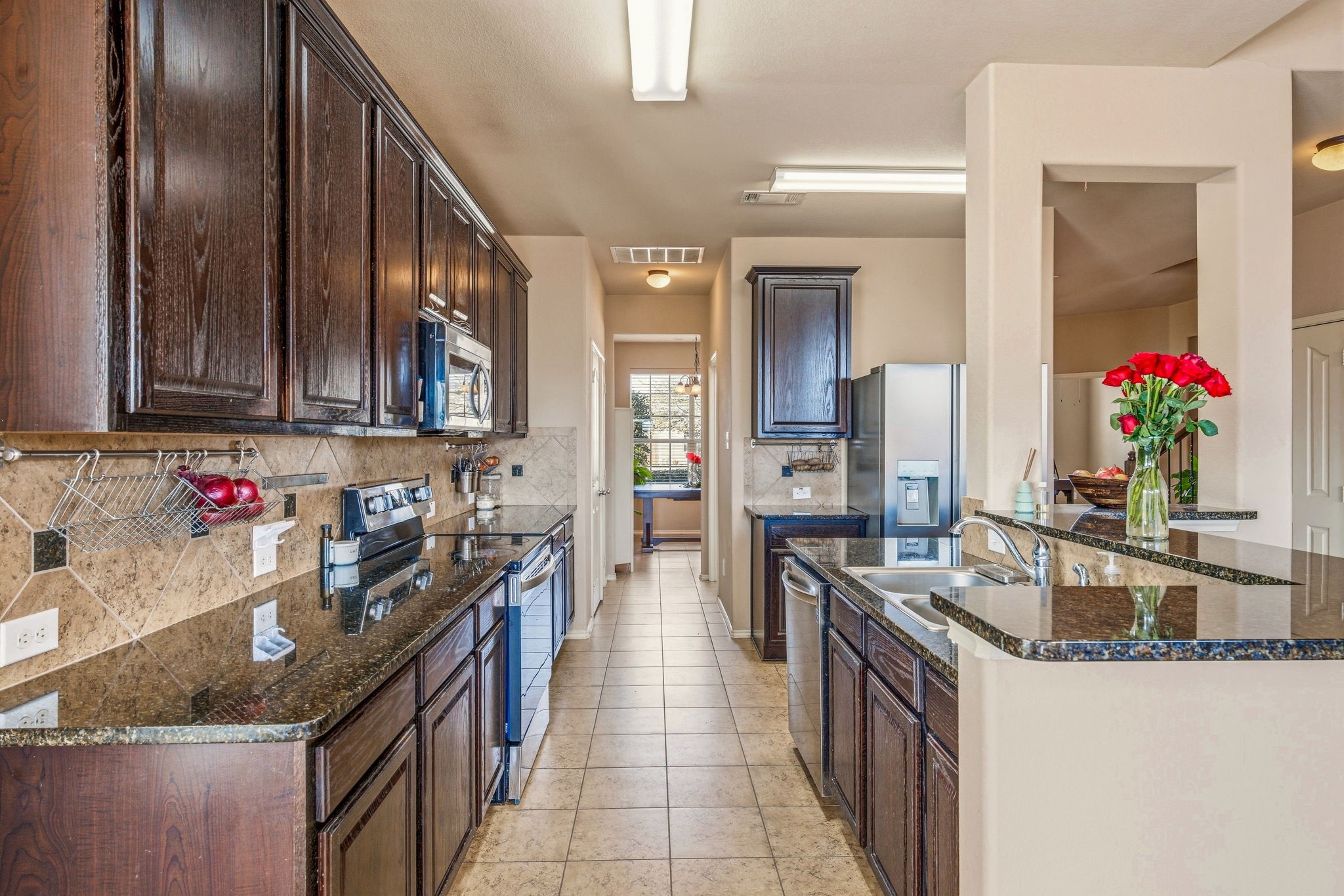 409 Crown Oaks Drive Fort Worth TX 76131