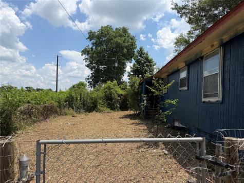 2118 County Road 4110 Pittsburg TX 75686