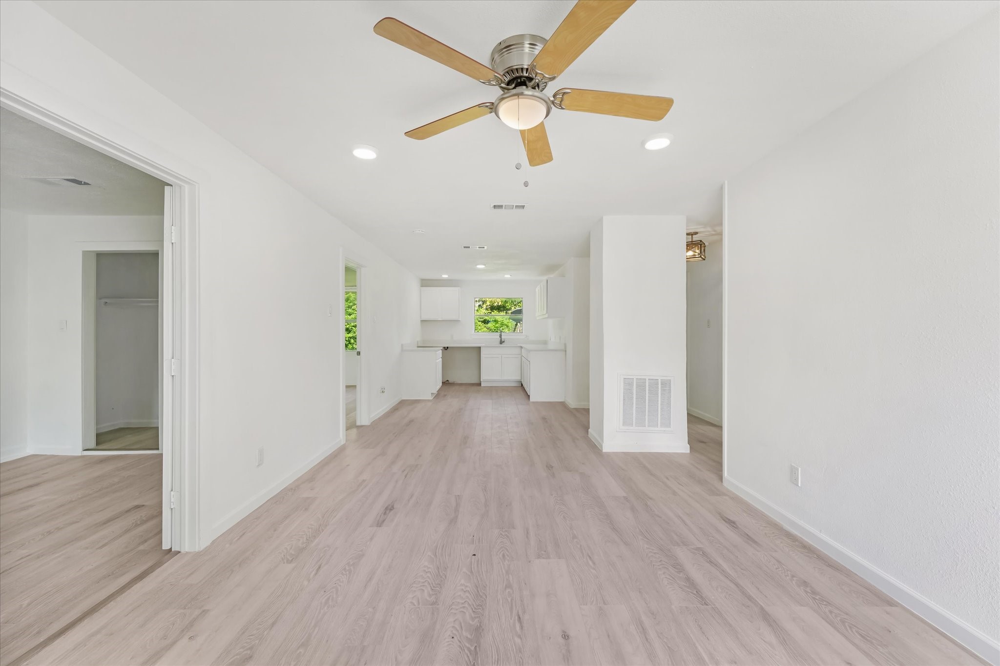 3835 Lovingood Drive Dallas TX 75241