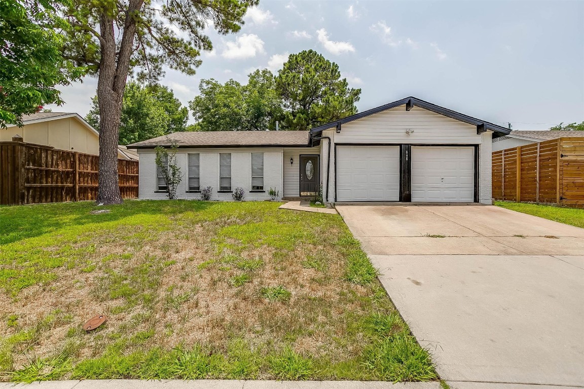 648 Sweetbriar Drive Lewisville TX 75067