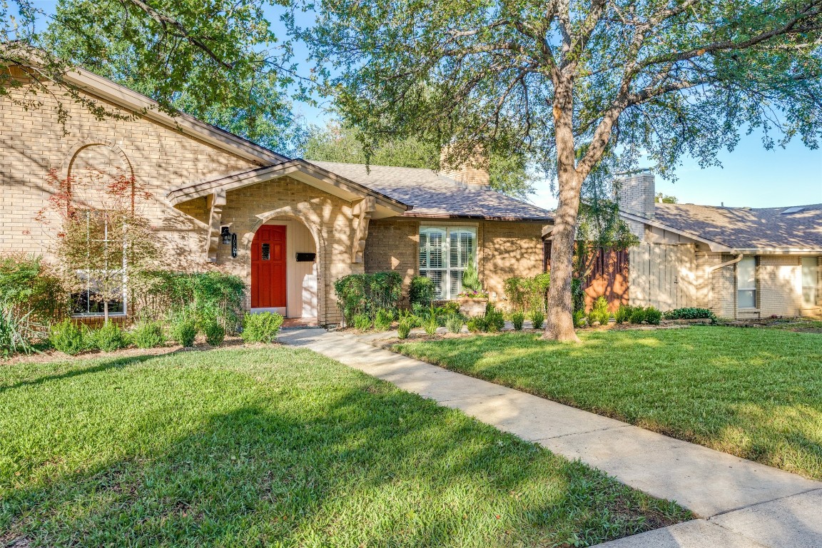 10507 Barrywood Drive Dallas TX 75230
