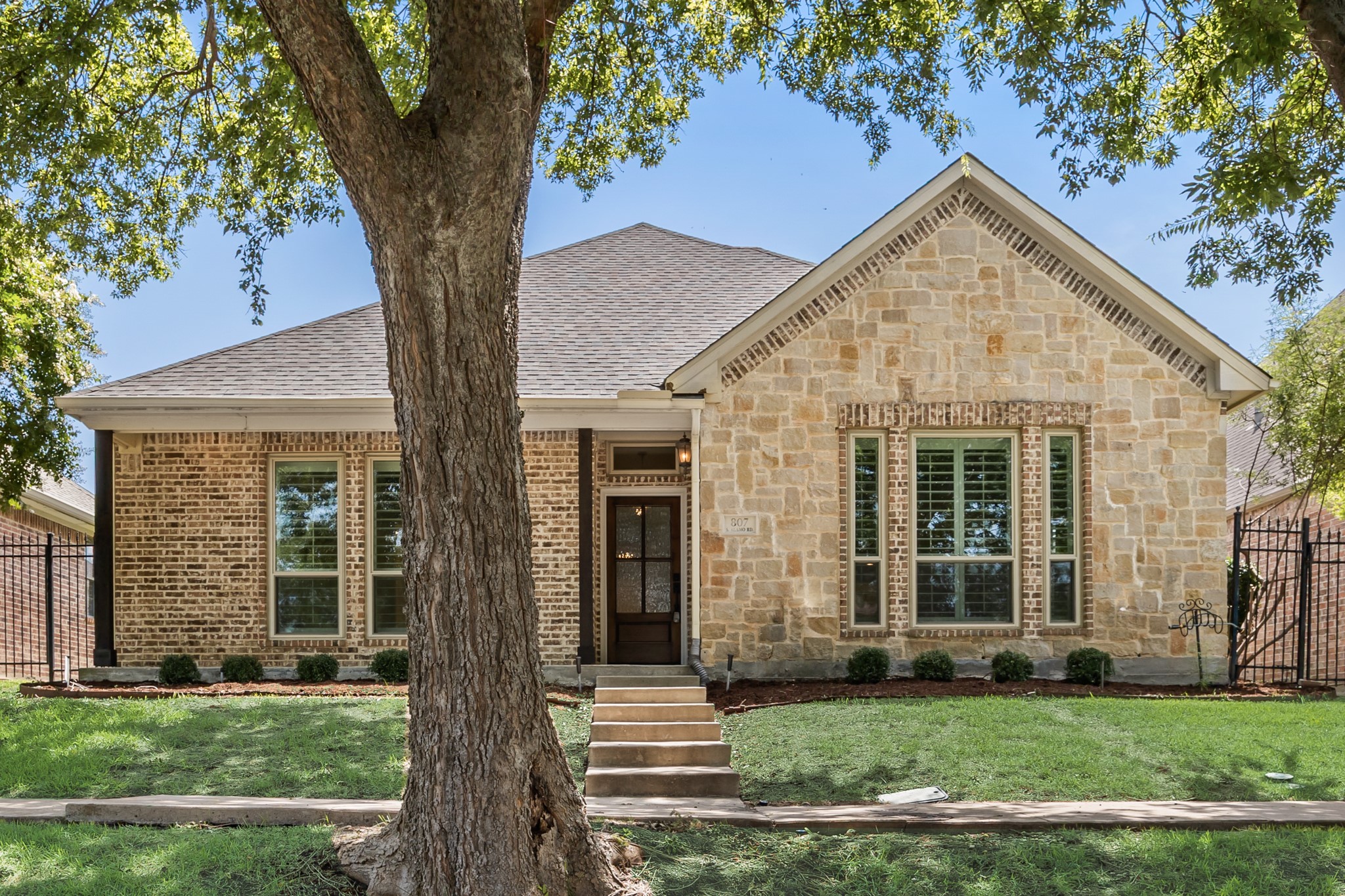 807 S Alamo Road Rockwall TX 75087
