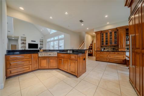 3 Lakeside Longview TX 75604