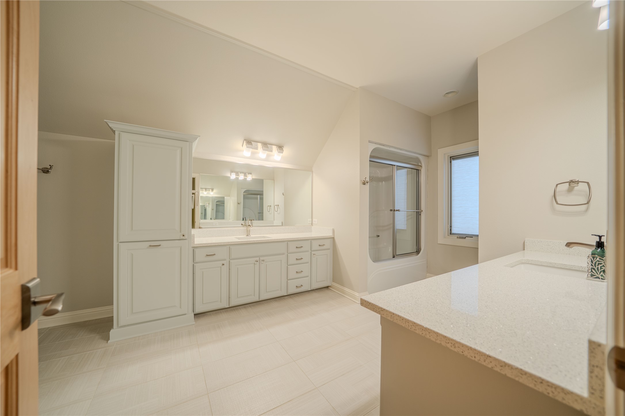 3 Lakeside Longview TX 75604