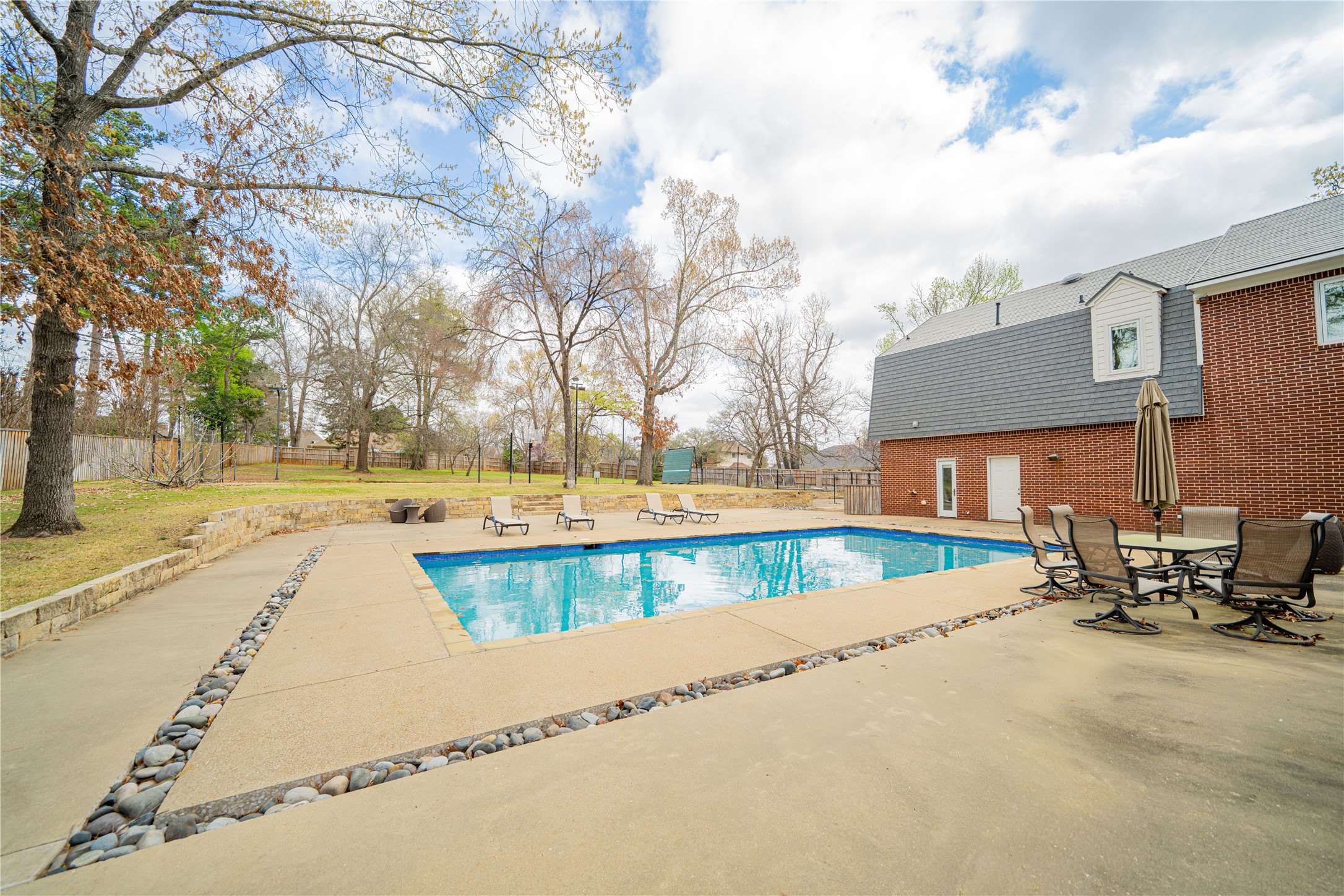 3 Lakeside Longview TX 75604
