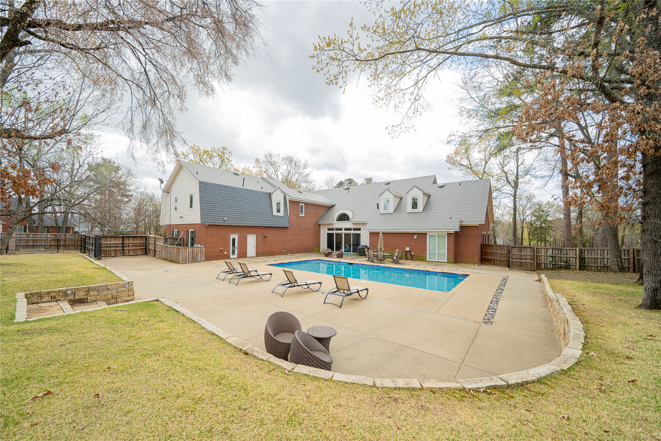 3 Lakeside Longview TX 75604