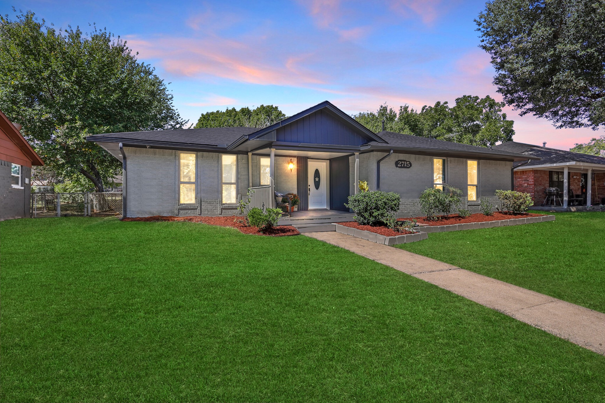 2715 Groveridge Drive Dallas TX 75227