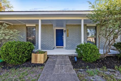 2132 Meadfoot Road Carrollton TX 75007