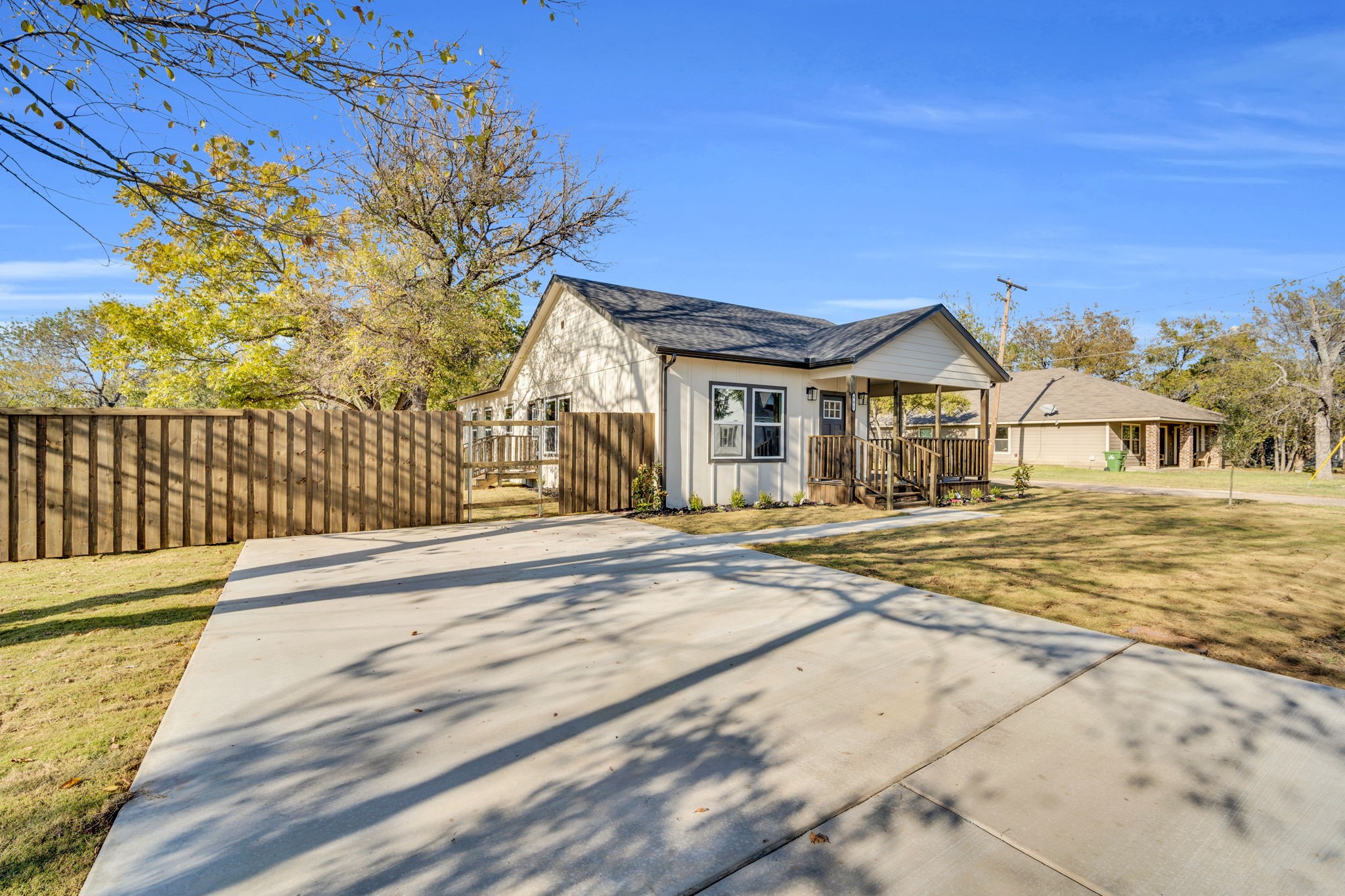 401 Poplar Street Italy TX 76651