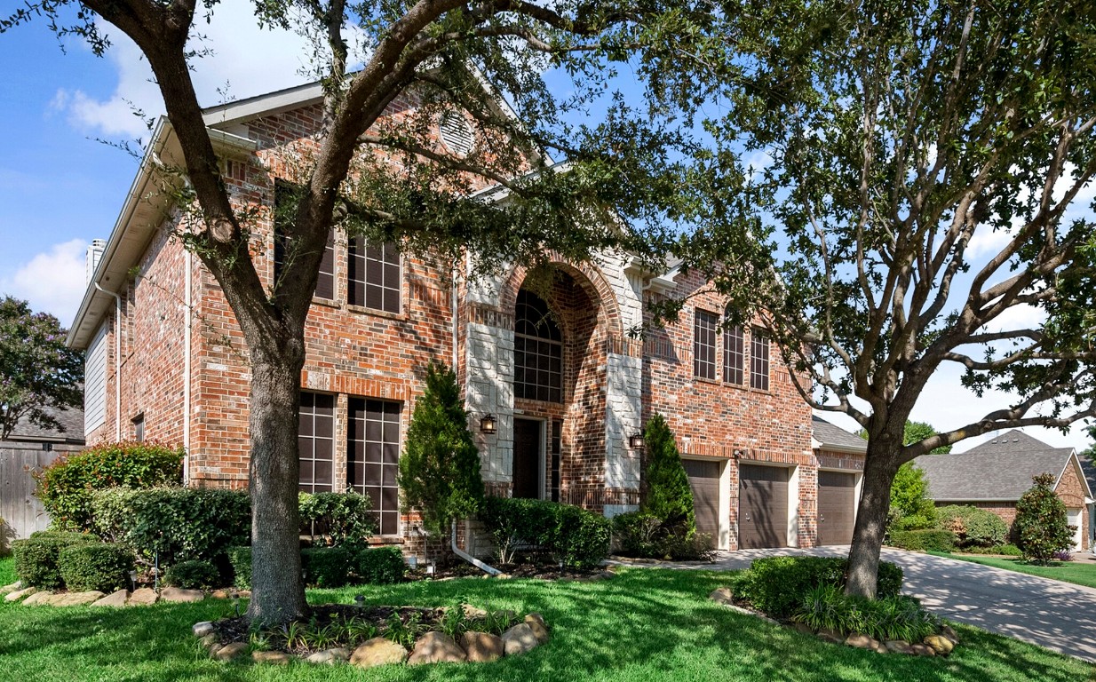 1307 Bramble Lane Mansfield TX 76063