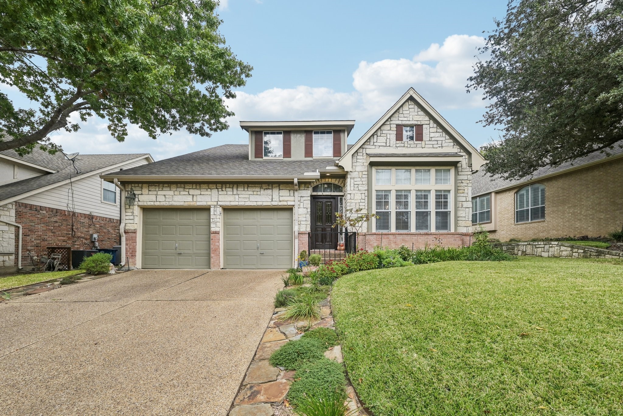 1716 Glenlivet Drive Dallas TX 75218