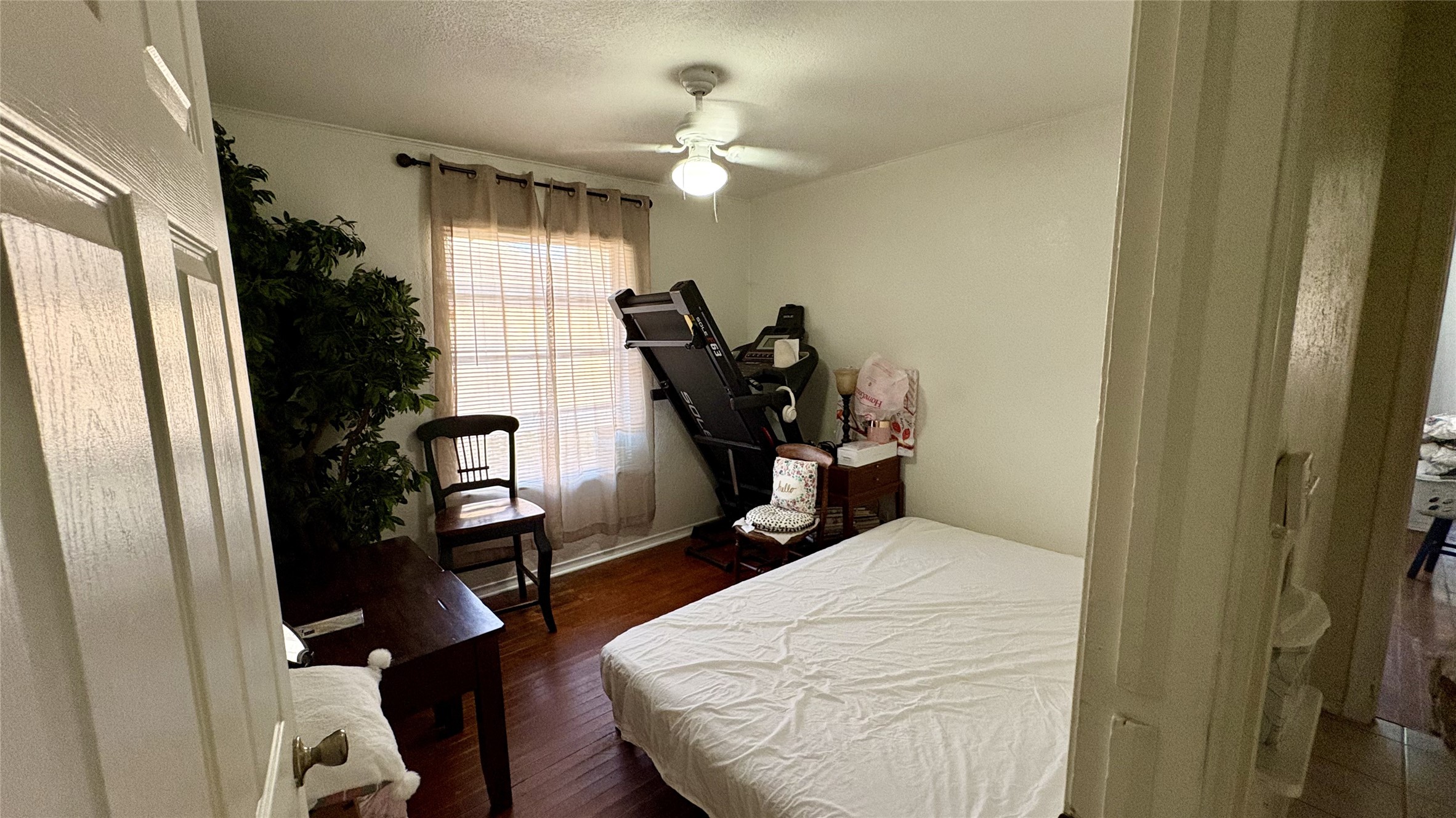 215 E 15th Street Irving TX 75060
