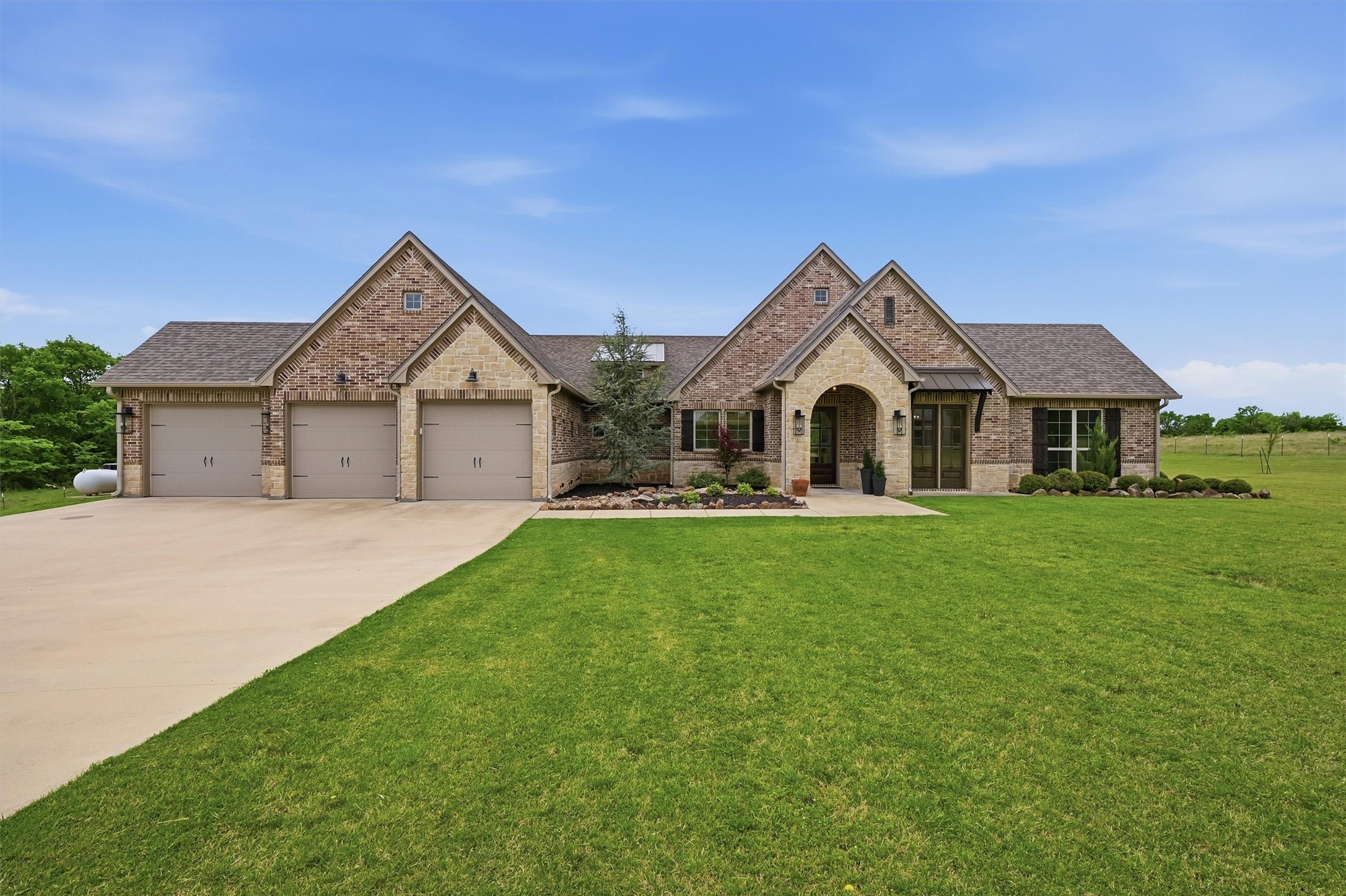Sherman TX, 1420 W Shepherd Drive