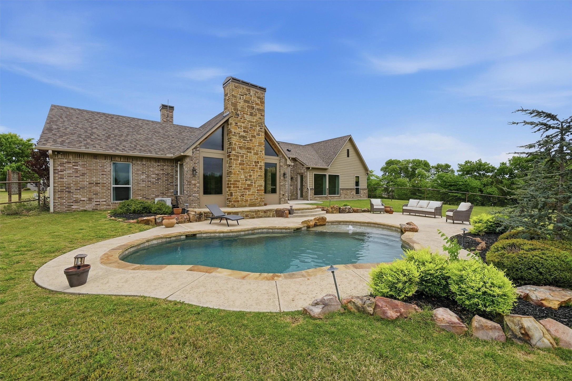 1420 W Shepherd Drive Sherman TX 75092