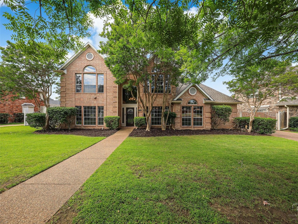 2729 Greenbrook Court Grapevine TX 76051