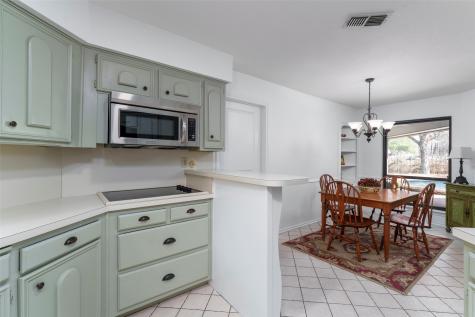 2405 Perryland Drive Arlington TX 76013