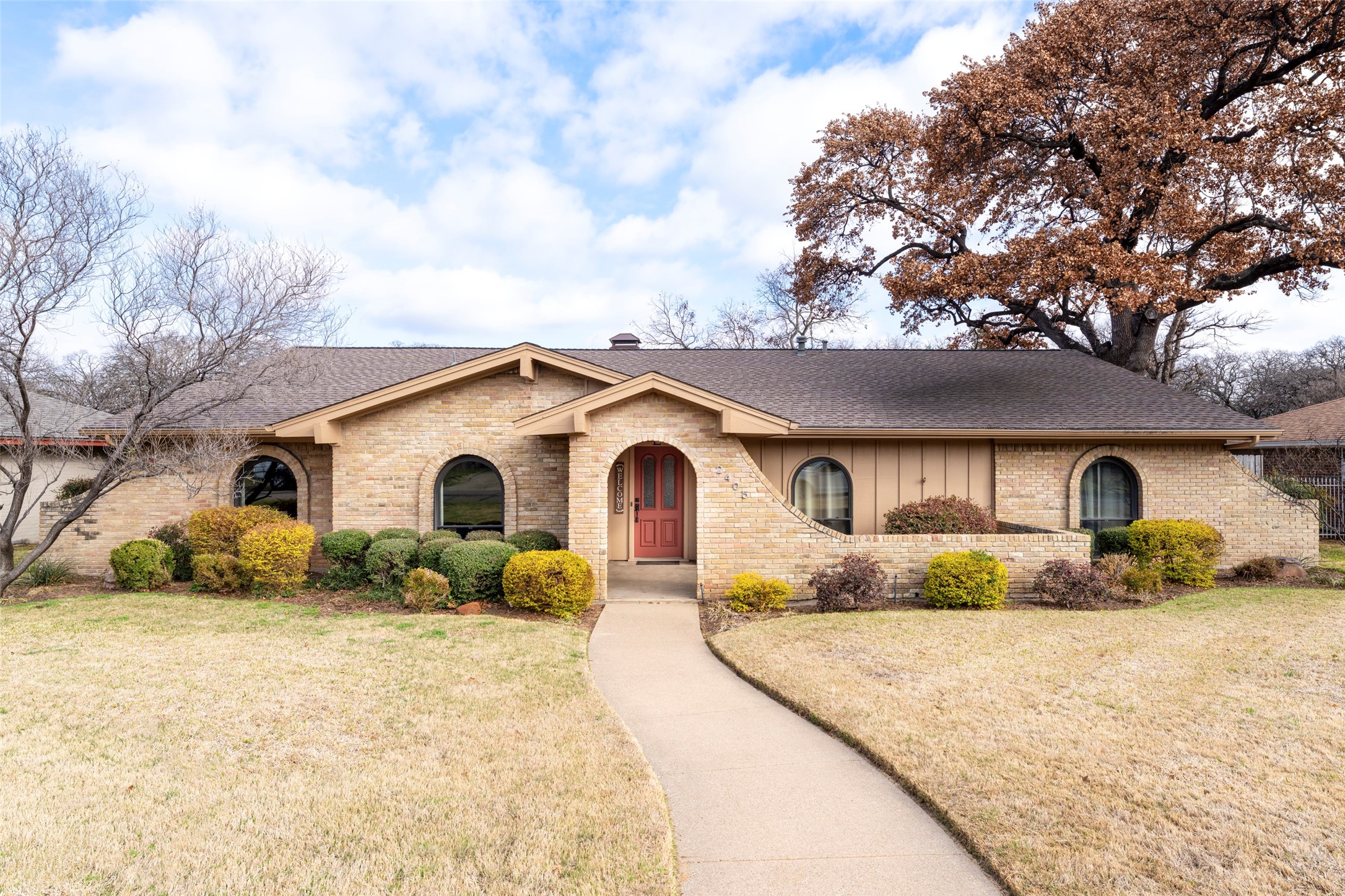 2405 Perryland Drive Arlington TX 76013
