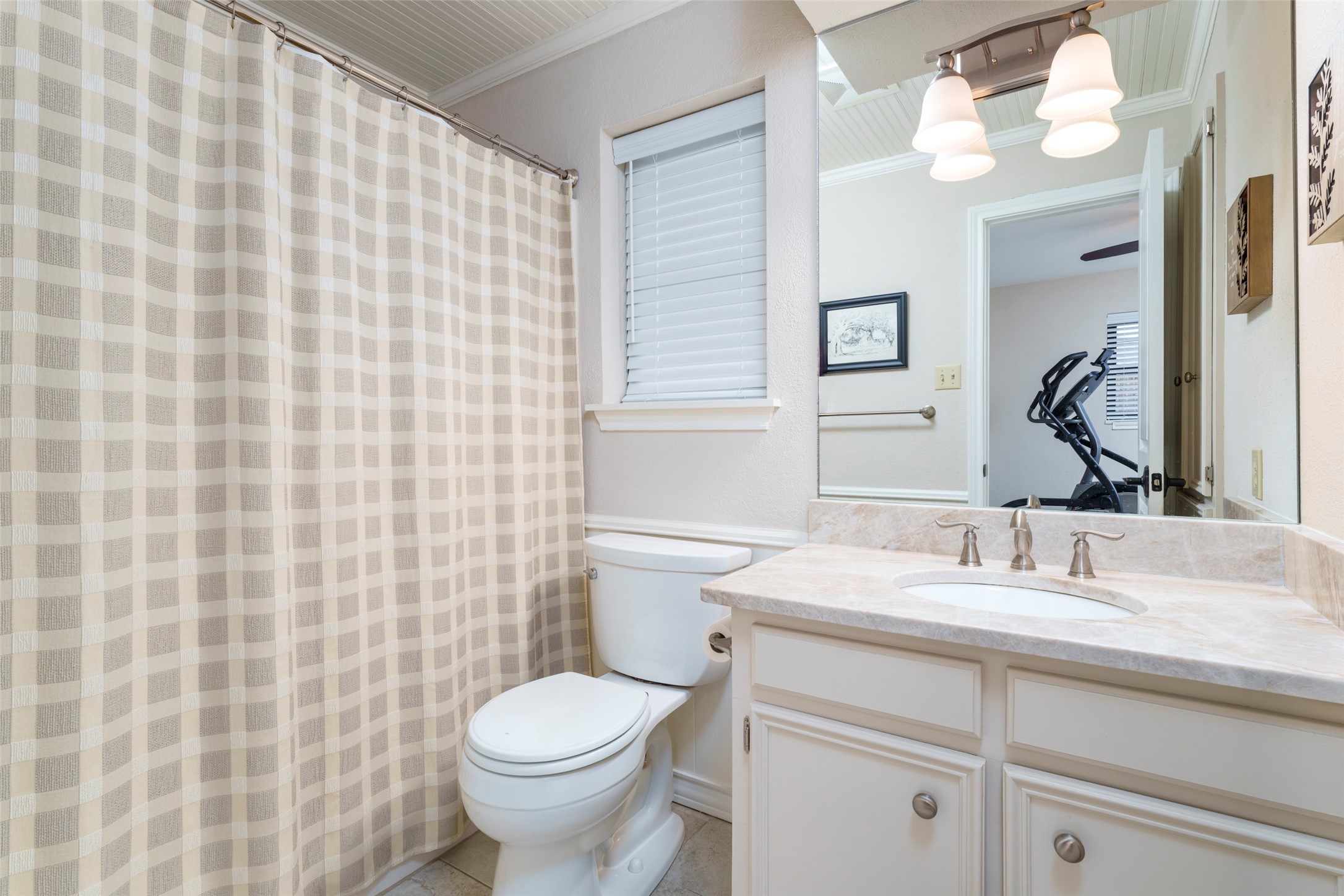 2405 Perryland Drive Arlington TX 76013