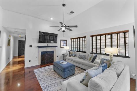411 Red River Trail Irving TX 75063