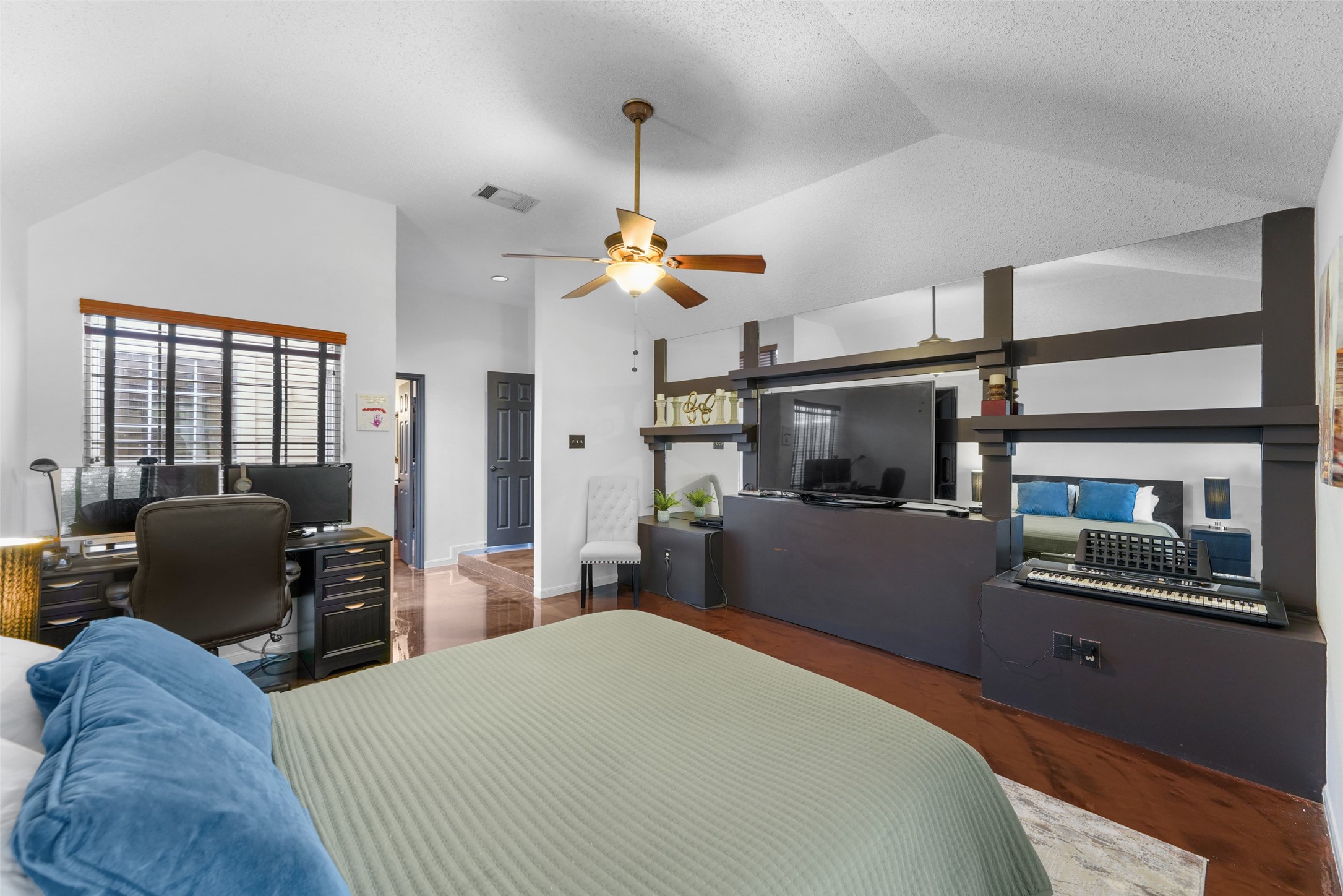 411 Red River Trail Irving TX 75063