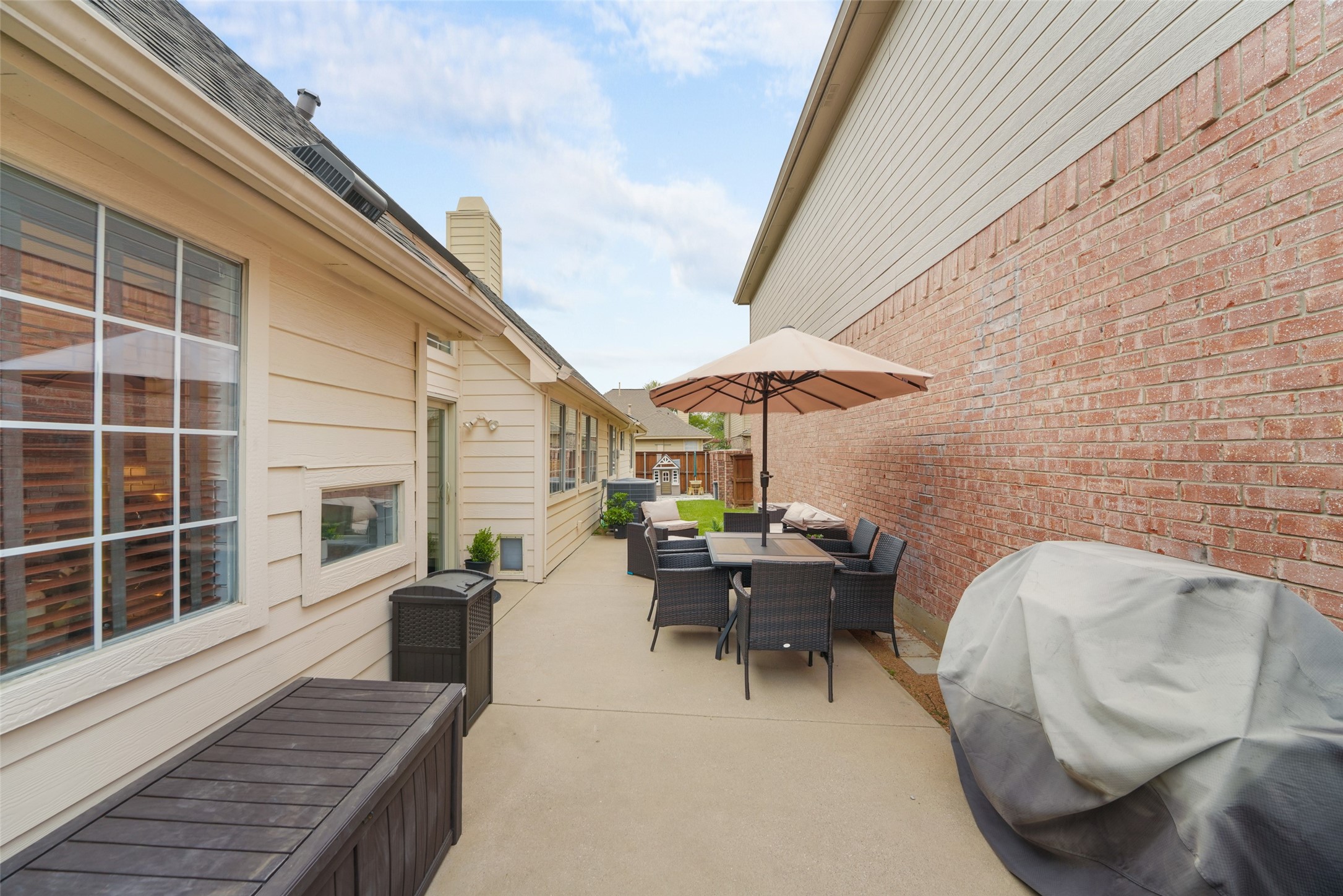 411 Red River Trail Irving TX 75063