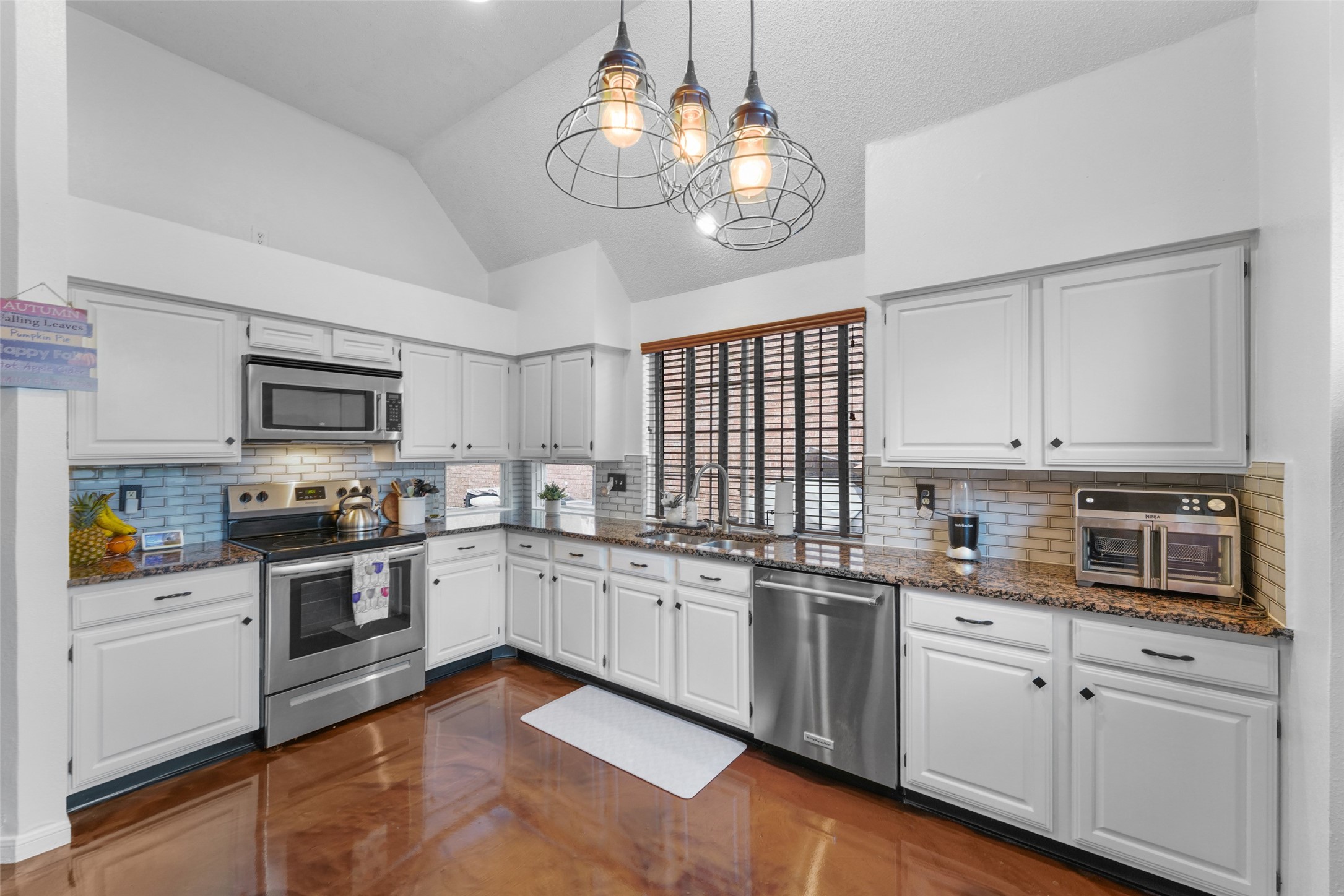 411 Red River Trail Irving TX 75063