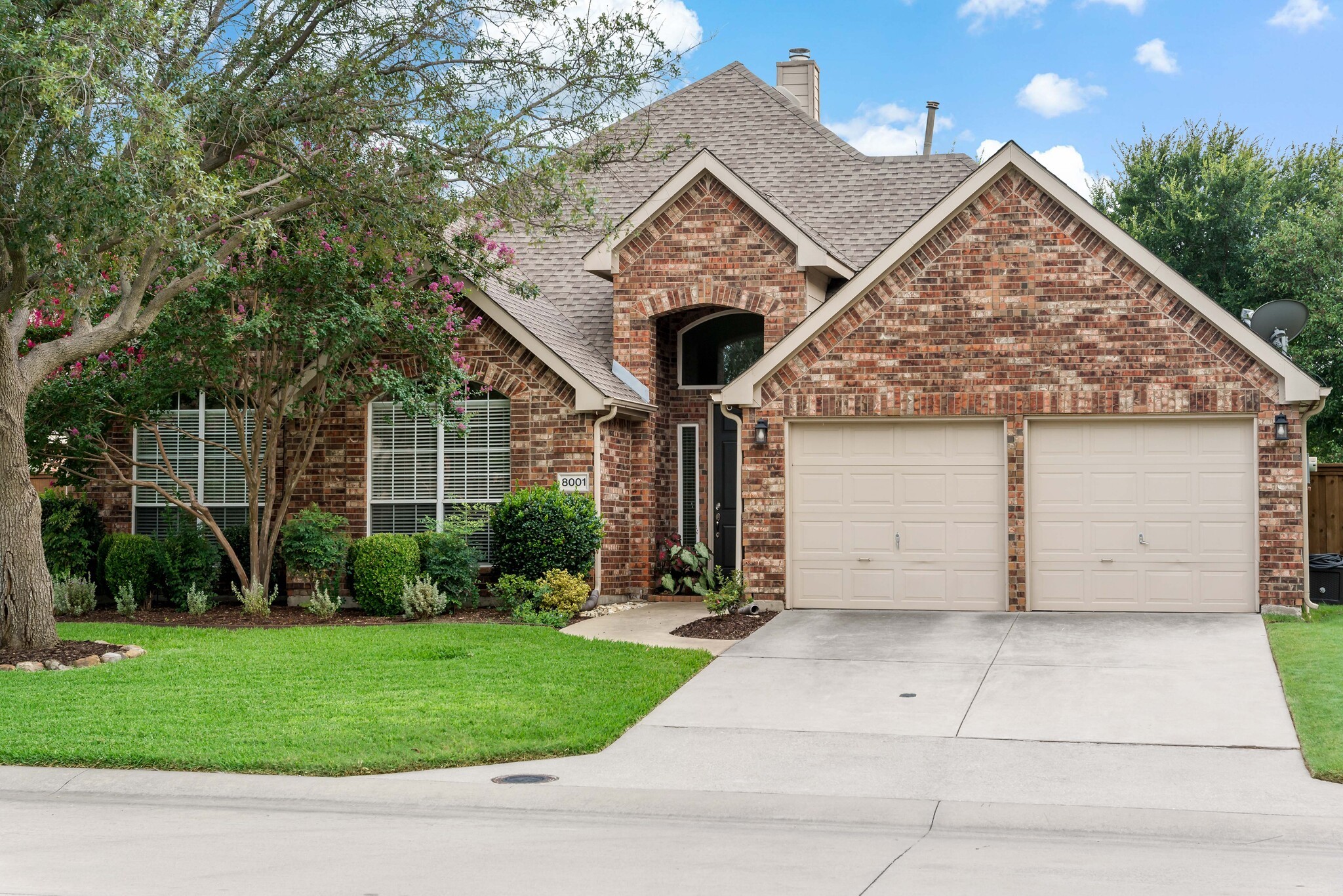 8001 Goldfinch Drive Mckinney TX 75072