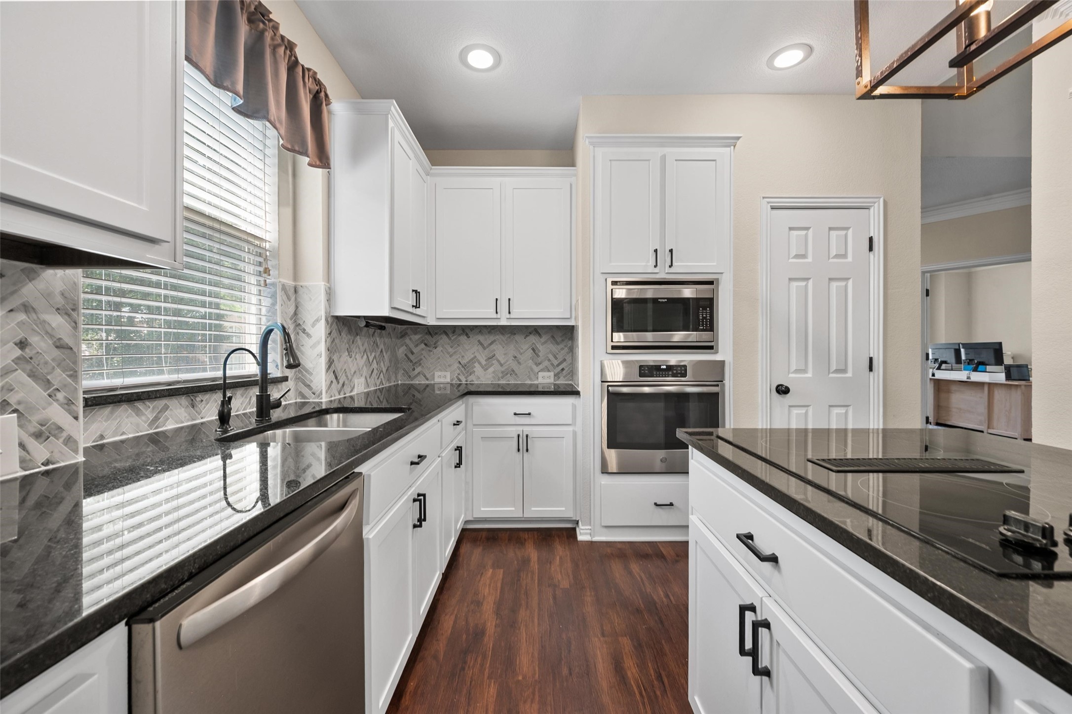 2014 Marie Weldon Lane Arlington TX 76001