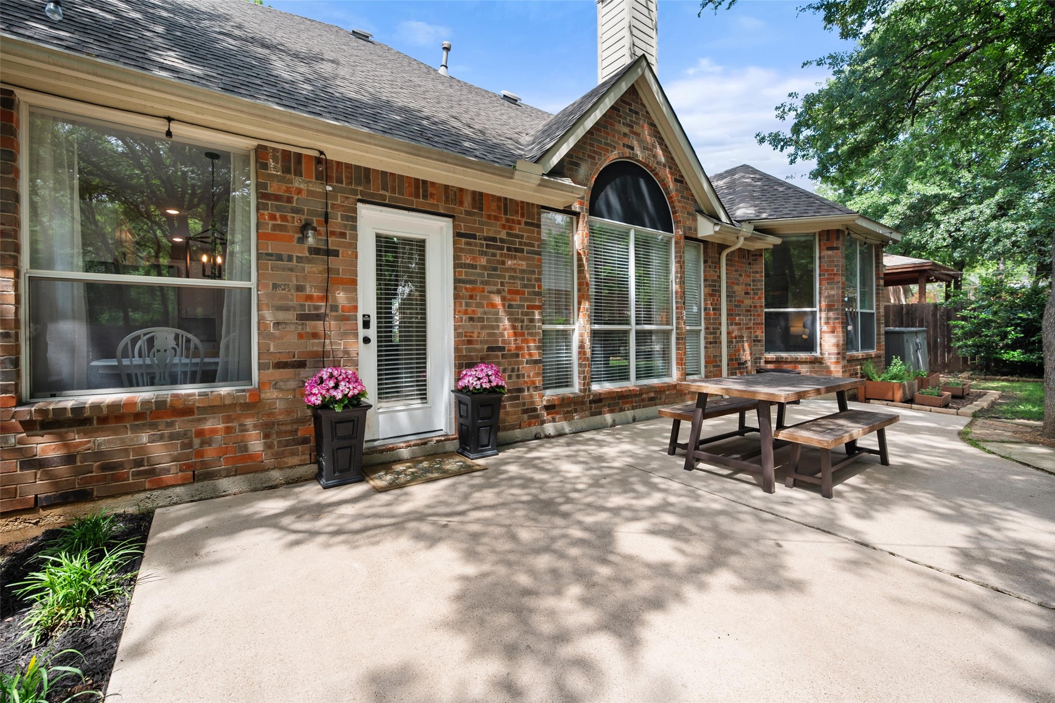 2014 Marie Weldon Lane Arlington TX 76001