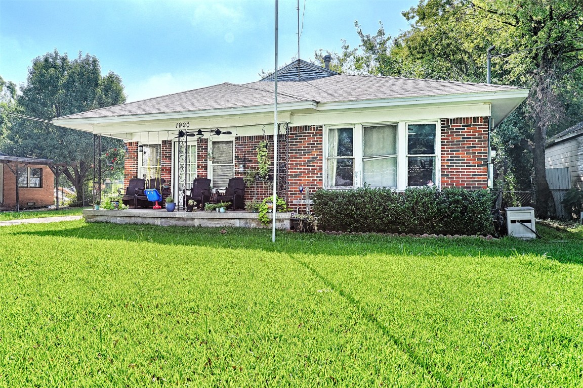 1920 Rayburn Avenue Mesquite TX 75149